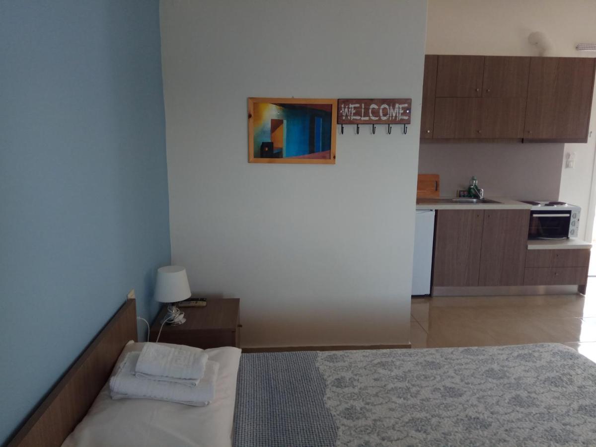 Zea Waves Apartments Kastri  Exterior photo